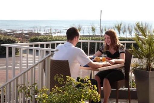 фото отеля Hotellerie Les Brisants Restaurant J M Perochon Bretignolles-sur-Mer