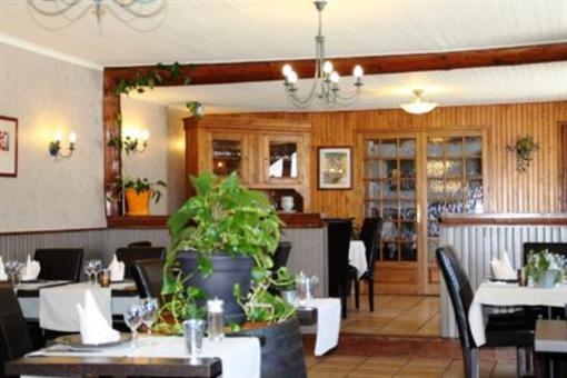 фото отеля Hotel Des Chazes Saint-Jacques-des-Blats
