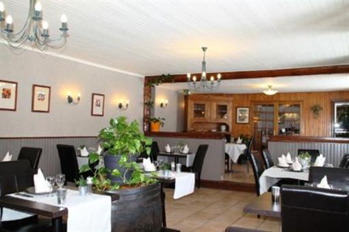 фото отеля Hotel Des Chazes Saint-Jacques-des-Blats