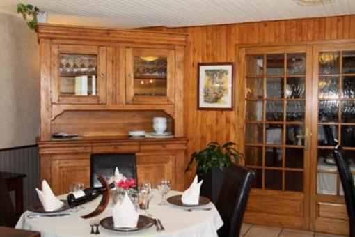 фото отеля Hotel Des Chazes Saint-Jacques-des-Blats