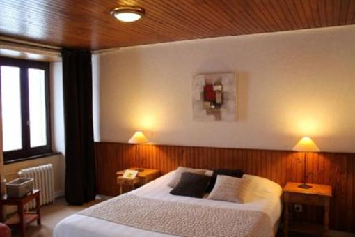 фото отеля Hotel Des Chazes Saint-Jacques-des-Blats