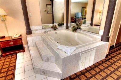 фото отеля BEST WESTERN Inn Suites Of Merrillville