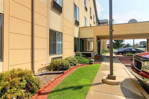 фото отеля BEST WESTERN Inn Suites Of Merrillville