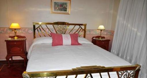 фото отеля Hostal Los Reyes