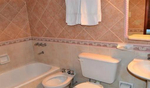 фото отеля Hostal Los Reyes