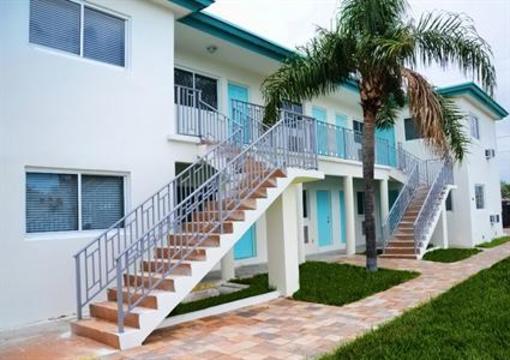 фото отеля Hollywood Beachside Boutique Suites