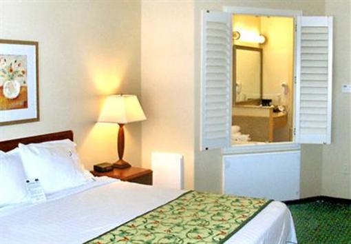 фото отеля Fairfield Inn & Suites Denton