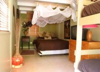 фото отеля Trekkers Backpackers Resort