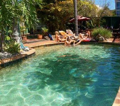 фото отеля Trekkers Backpackers Resort