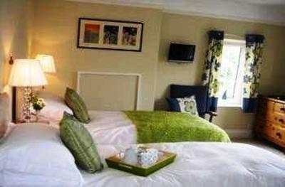 фото отеля Camelot House Bed and Breakfast Minehead