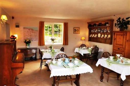 фото отеля Camelot House Bed and Breakfast Minehead