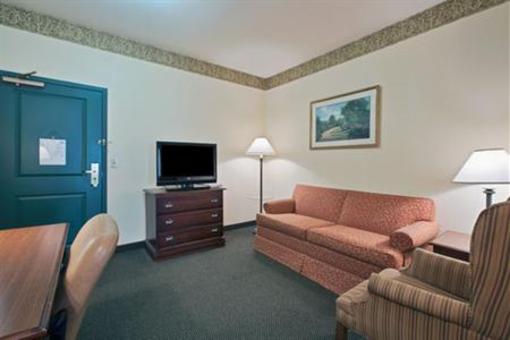 фото отеля Country Inn & Suites Wilder