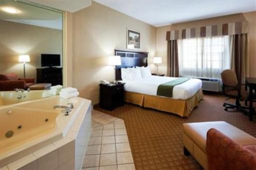 фото отеля Holiday Inn Express Hendersonville Flat Rock
