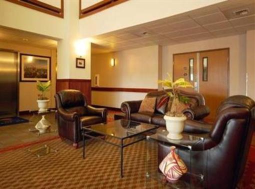 фото отеля Comfort Inn and Suites Kent