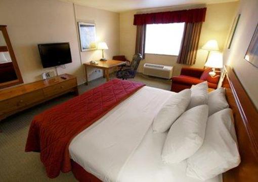 фото отеля Comfort Inn and Suites Kent