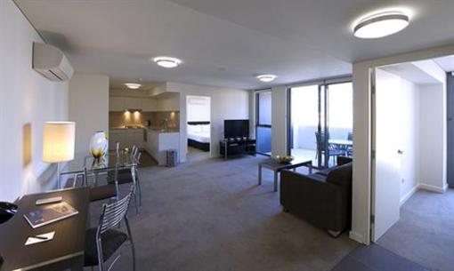 фото отеля Chifley Executive Suites