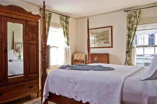фото отеля Marshall Slocum Guest House