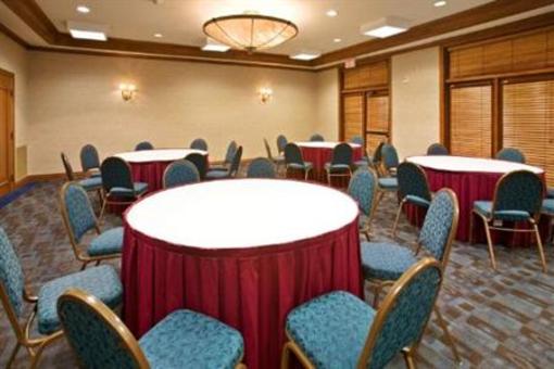 фото отеля Holiday Inn Express Hotel & Suites Dallas-Addison
