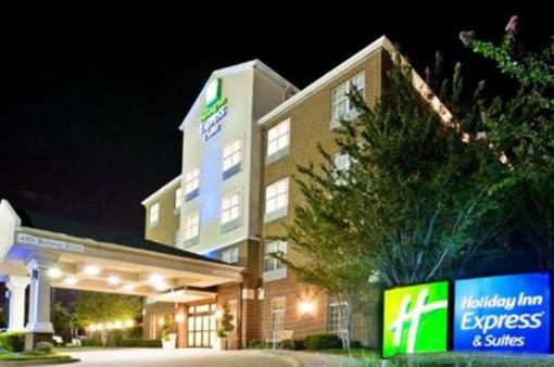 фото отеля Holiday Inn Express Hotel & Suites Dallas-Addison