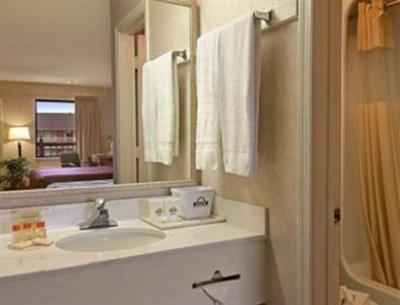 фото отеля Days Inn Chesapeake Virginia Beach
