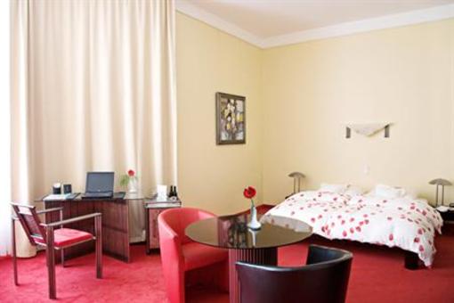 фото отеля Hotel Pension Alexandra