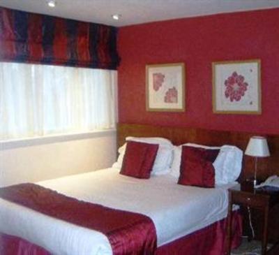 фото отеля The Lodge at Meyrick Park Bournemouth