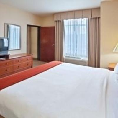 фото отеля Holiday Inn Express Hotel & Suites Seaside - Convention Center