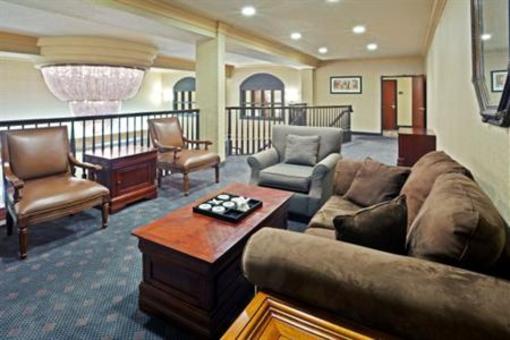 фото отеля Holiday Inn Express Hotel & Suites Seaside - Convention Center