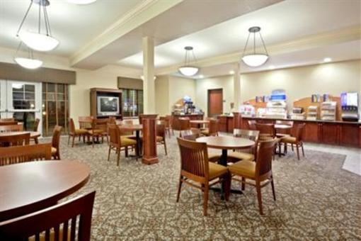 фото отеля Holiday Inn Express Hotel & Suites Seaside - Convention Center