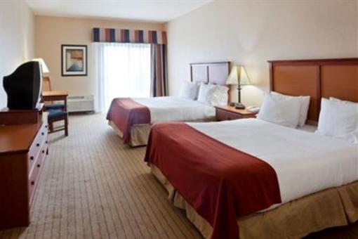 фото отеля Holiday Inn Express Hotel & Suites Seaside - Convention Center