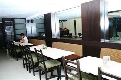 фото отеля Fersal Hotel Makati