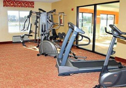 фото отеля Comfort Suites Harbour View