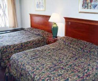 фото отеля Knights Inn South Airport Indianapolis