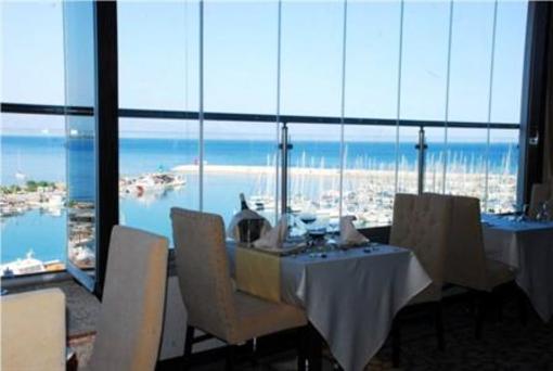 фото отеля Hotel Grand Finike