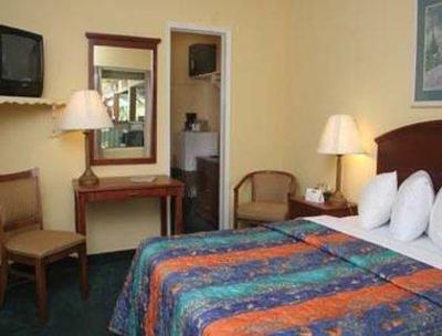фото отеля Days Inn Bahia Cabana