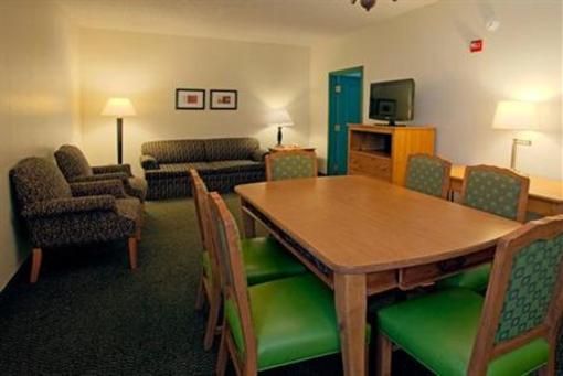фото отеля Holiday Inn Express Hotel & Suites McAllen (Airport/La Plaza Mall)