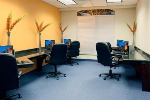 фото отеля Holiday Inn Express Hotel & Suites McAllen (Airport/La Plaza Mall)