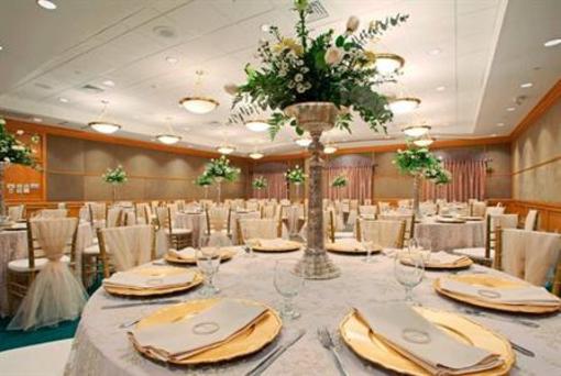 фото отеля Holiday Inn Express Hotel & Suites McAllen (Airport/La Plaza Mall)