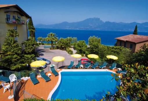 фото отеля Hotel Galvani Torri del Benaco