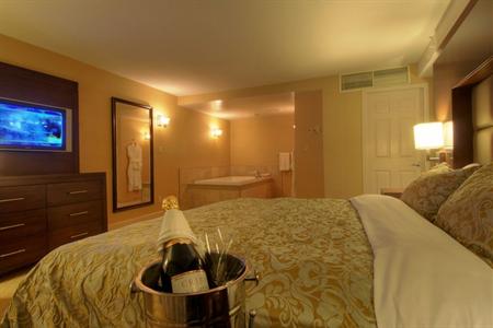 фото отеля BEST WESTERN PLUS Vernon Lodge & Conference Centre