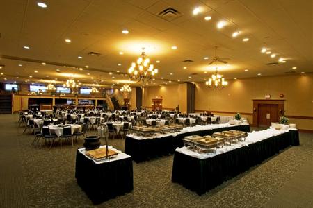 фото отеля BEST WESTERN PLUS Vernon Lodge & Conference Centre