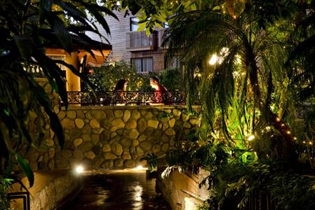 фото отеля BEST WESTERN PLUS Vernon Lodge & Conference Centre