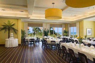 фото отеля Hilton Melbourne Beach Oceanfront