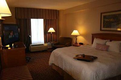 фото отеля Holiday Inn Council Bluffs