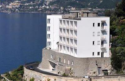 фото отеля Residence Due Torri Hotel Maiori