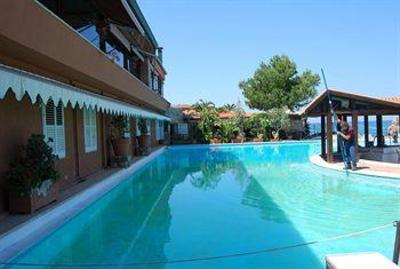 фото отеля Portorais Hotel