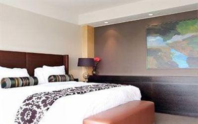 фото отеля Inn at Laurel Point