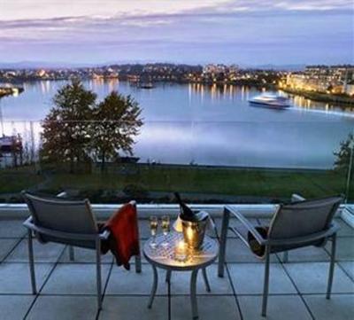 фото отеля Inn at Laurel Point