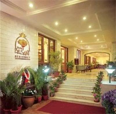 фото отеля Basant Residency