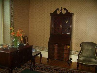 фото отеля Ascendence Harbourside Mansion Bed & Breakfast Halifax